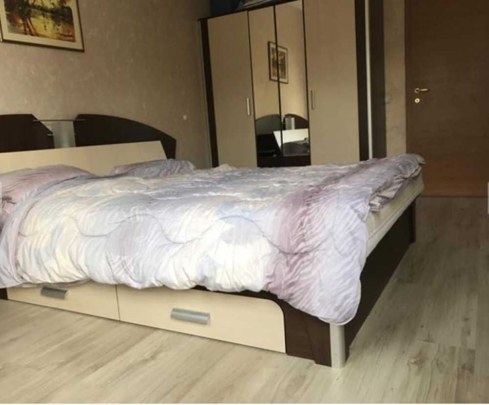Двустаен имот в Банишора
