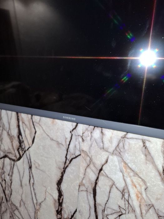 Продаётся ТВ SAMSUNG smart 49