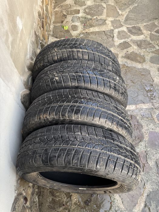 Продава се зимни гуми Kormoran Snowpro 175/65/15