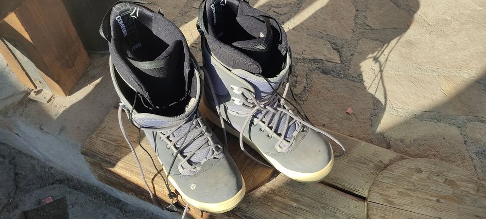 Сноуборд Обувки Atomic 47