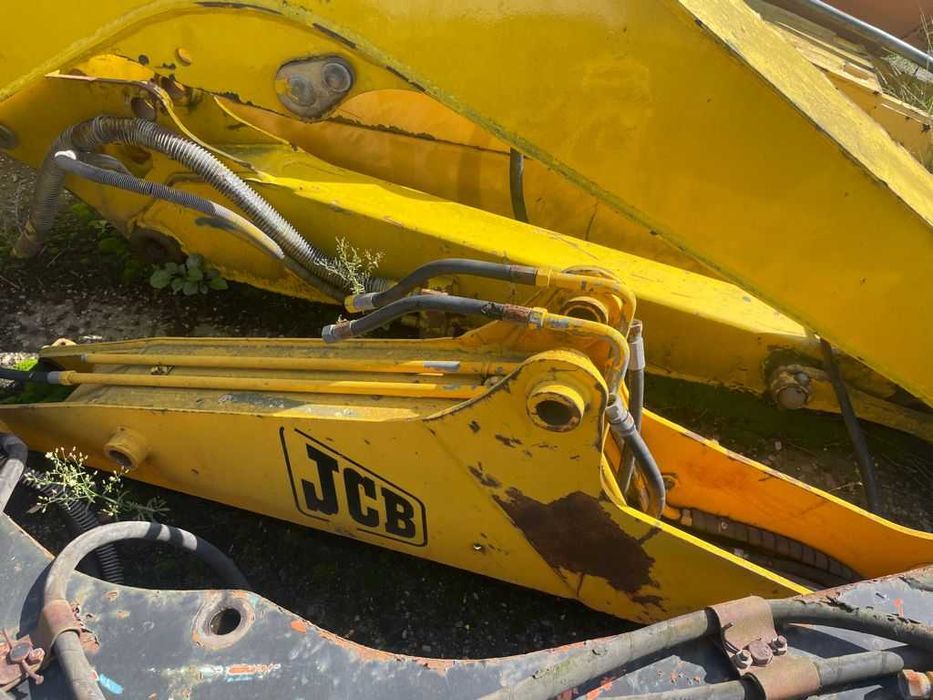Brat spate sau fata JCB 1CX