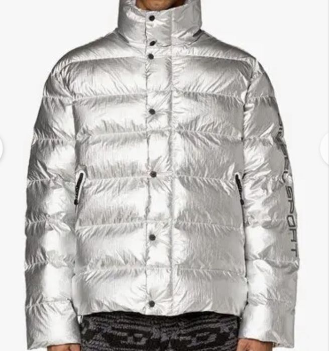 DIESEL яке сребърно , промазан шушляк!
