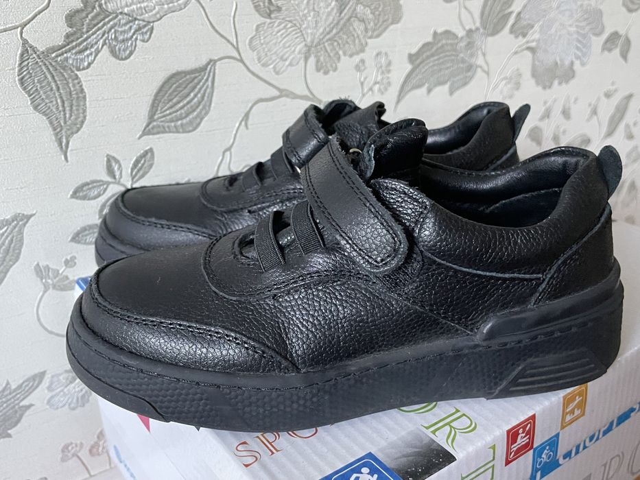 Пиджак + брюки ( серого цвета)