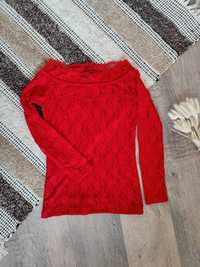 Червена дантелена блуза с дълги ръкави