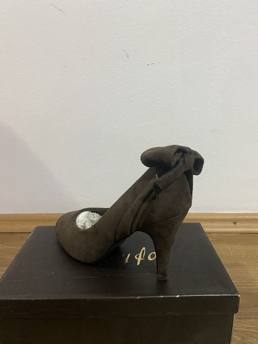 Pantofi cu toc maro
