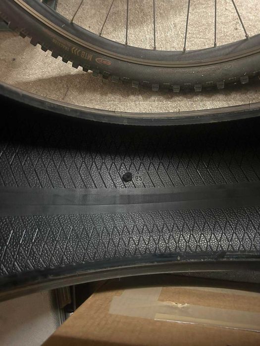 Гуми - зимни Dunlop 215/55 R17