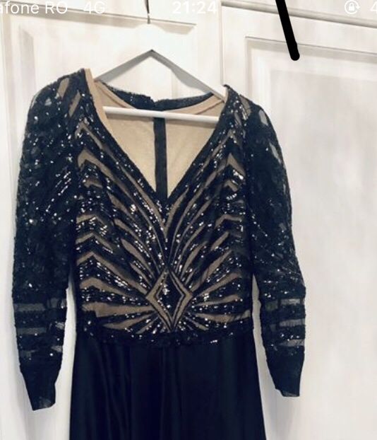 Rochie matase cu pietre