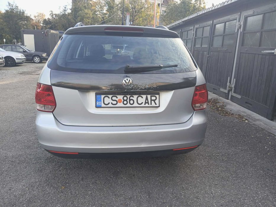 Vand sau schimb golf 5  1.9 TDI