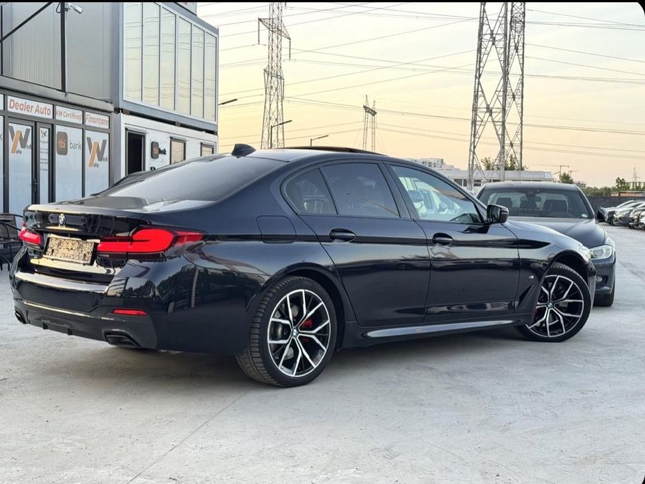 BMW Seria 5 Zero daune / fără elemente revopsite / motor hybrid 20000 km