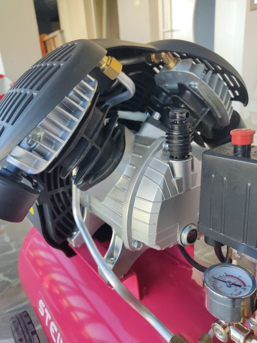 Compresor aer 2 pistoane 50 L