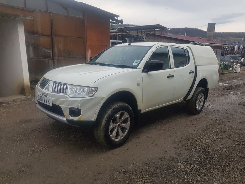 Dezmembrari dezmembrez  Mitsubishi L200 Facelift 2.5 Diesel 2010-2015