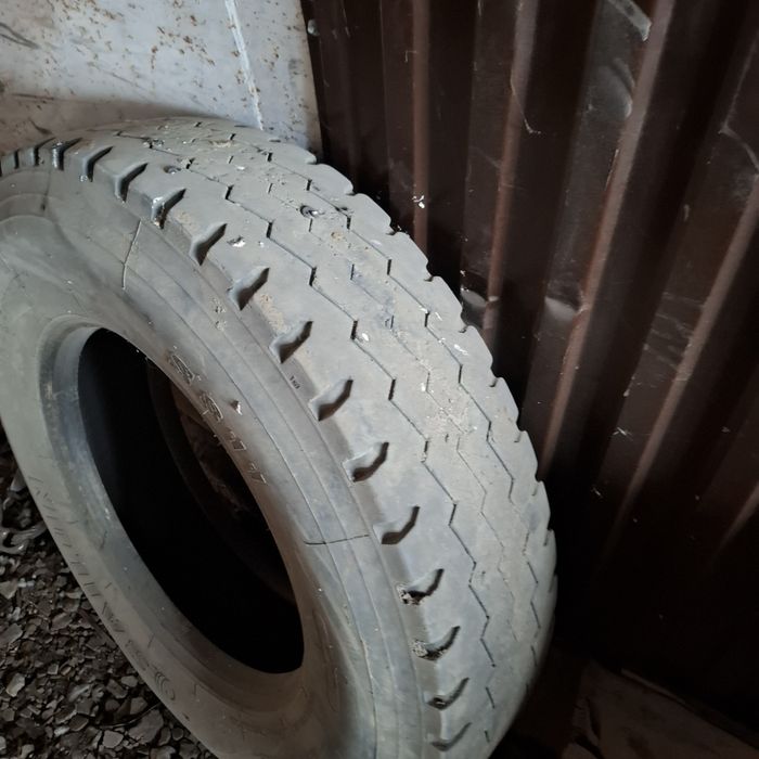 Продам б.у. шины r 22