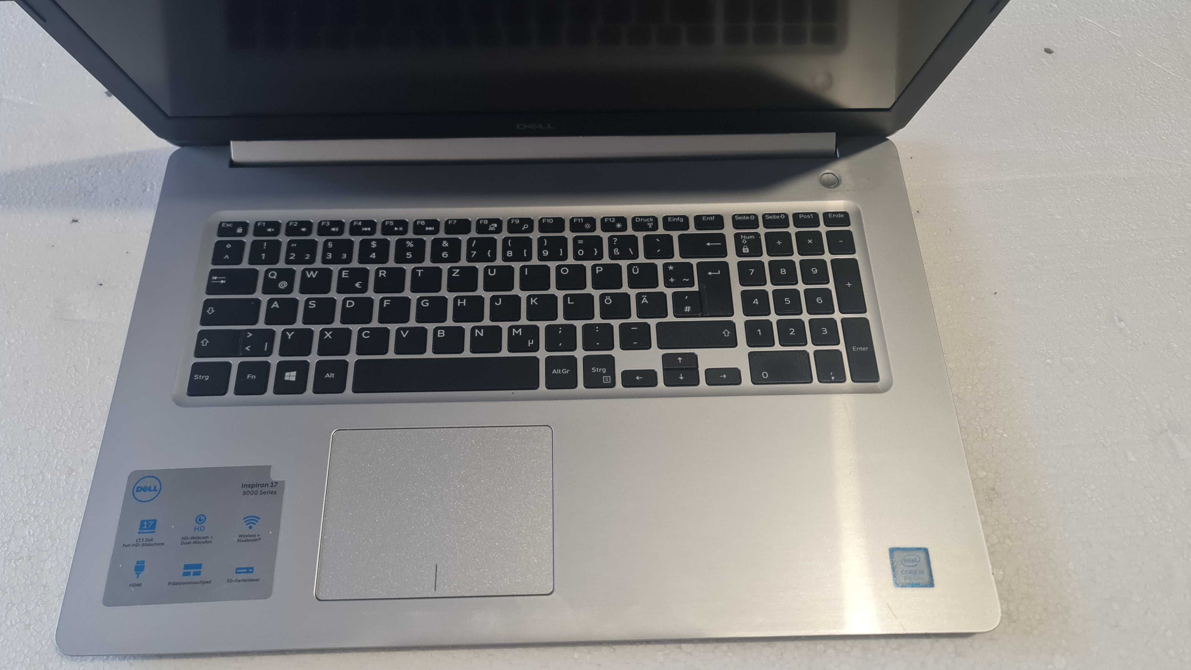 Dell inspiron 17 5000  i5 8th gen на части