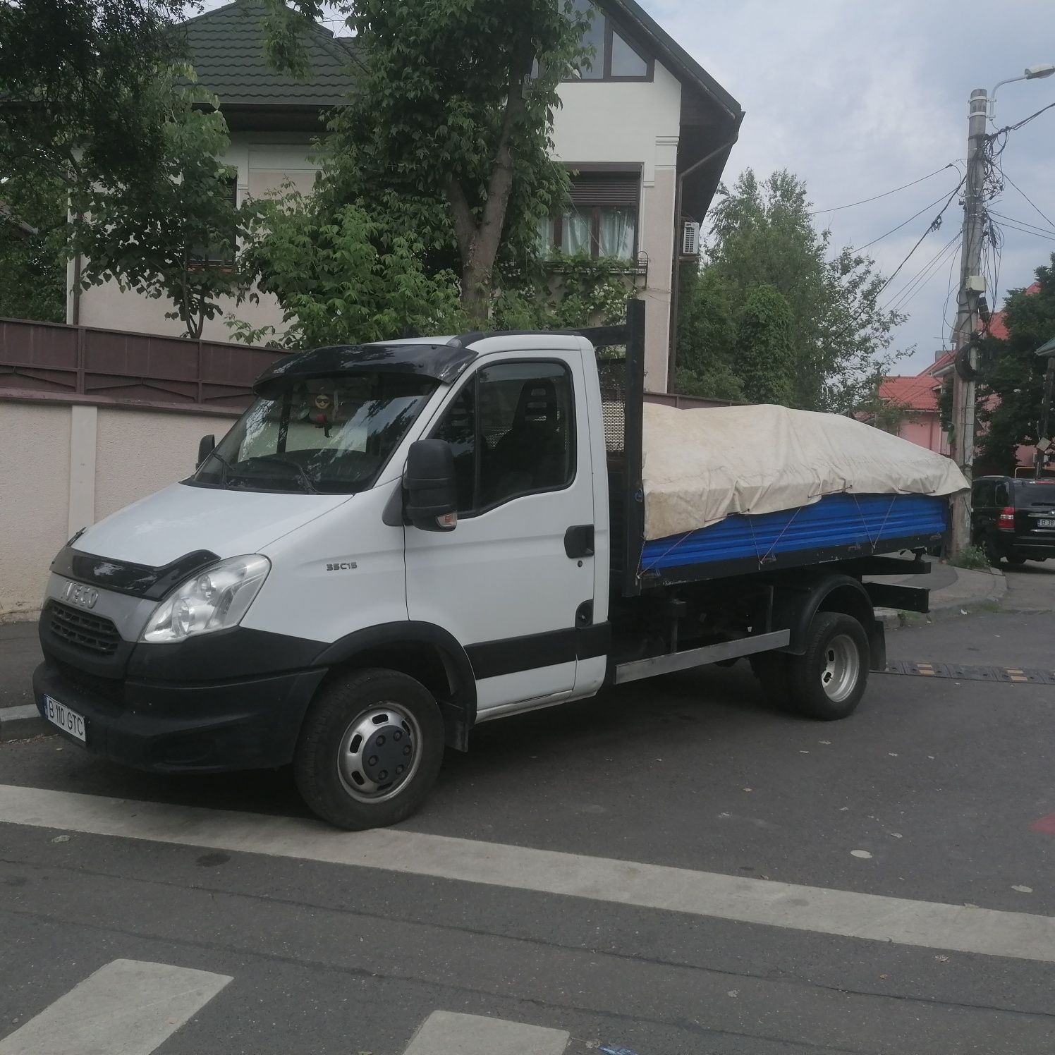 Transport moloz deșeuri lemne