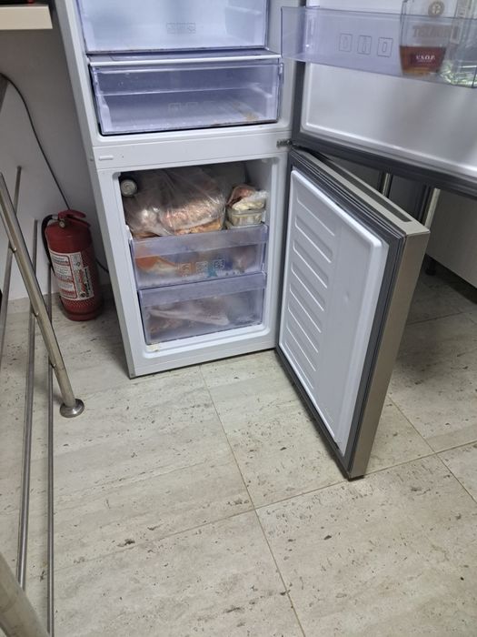 Combina frigorifica beco 316 l  ( frigider)