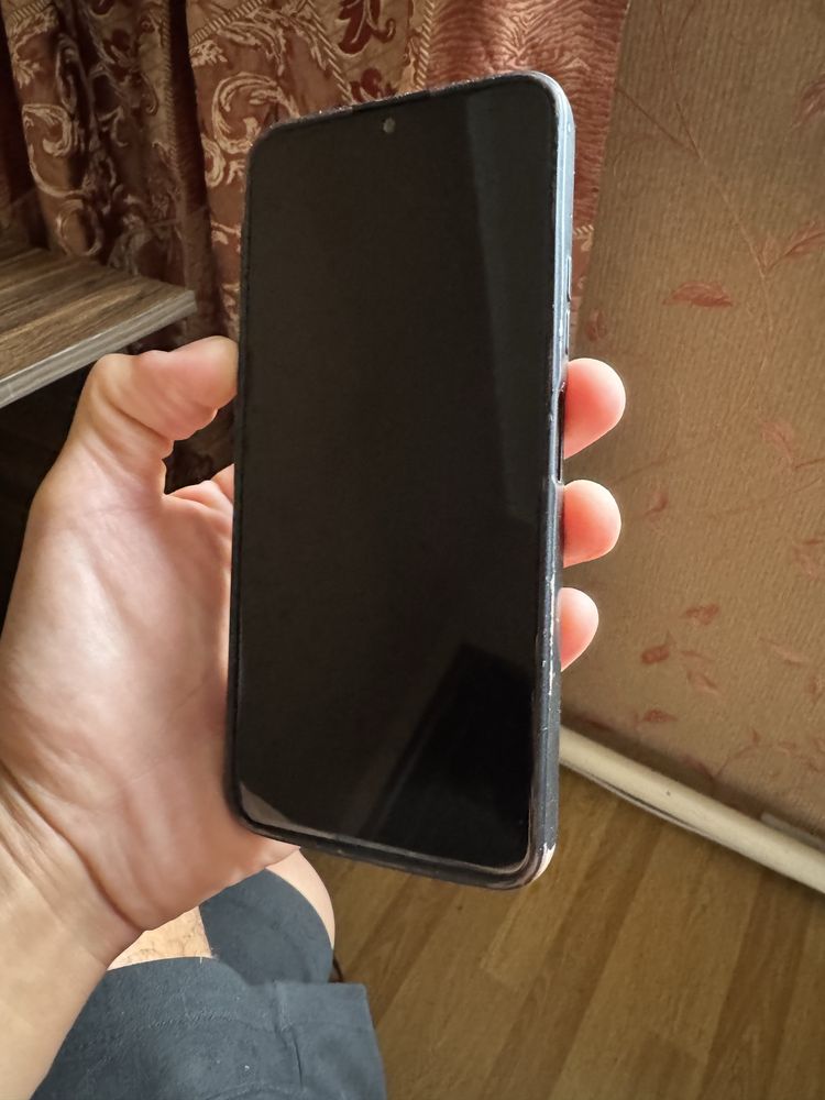 Продаю HUAWEI nova Y70