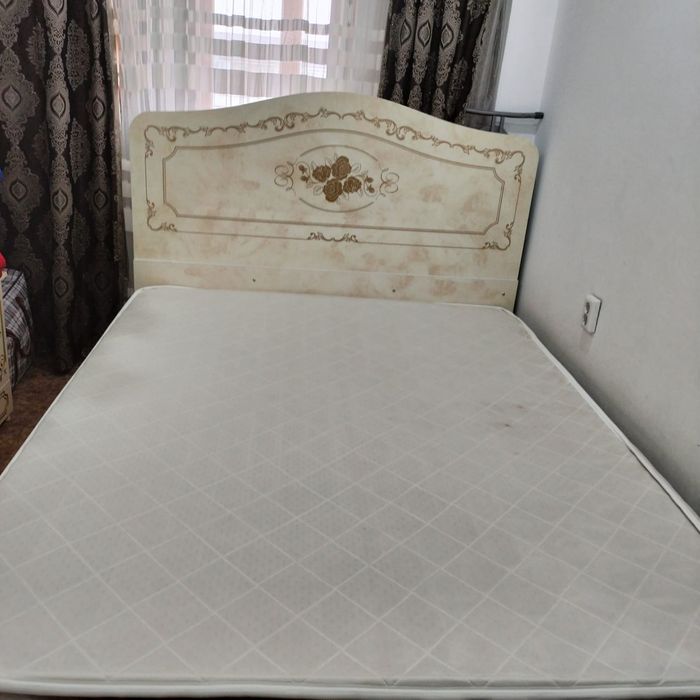 Мебель спальныи б/у