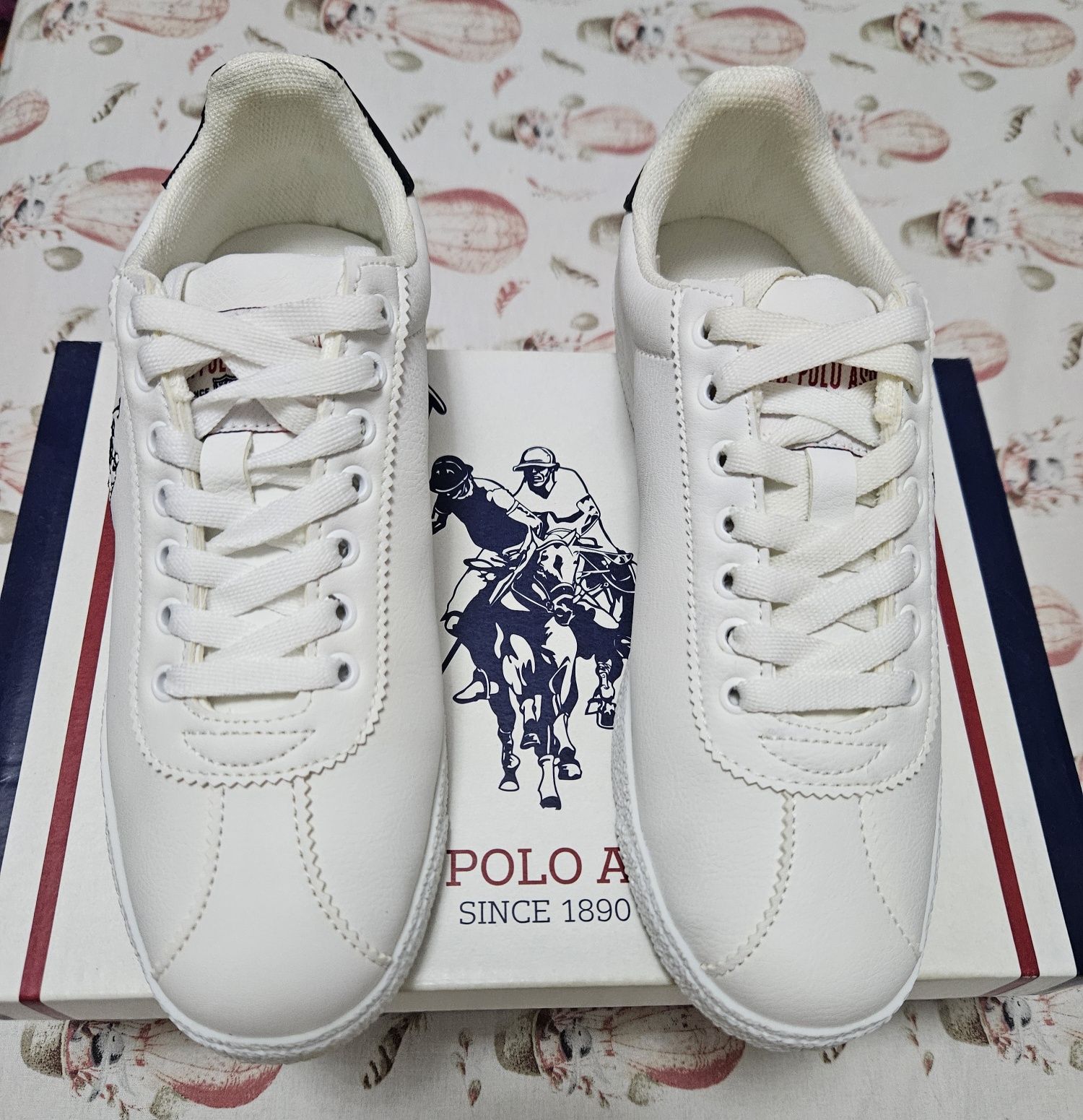 Adidasi dama nr 37 Polo