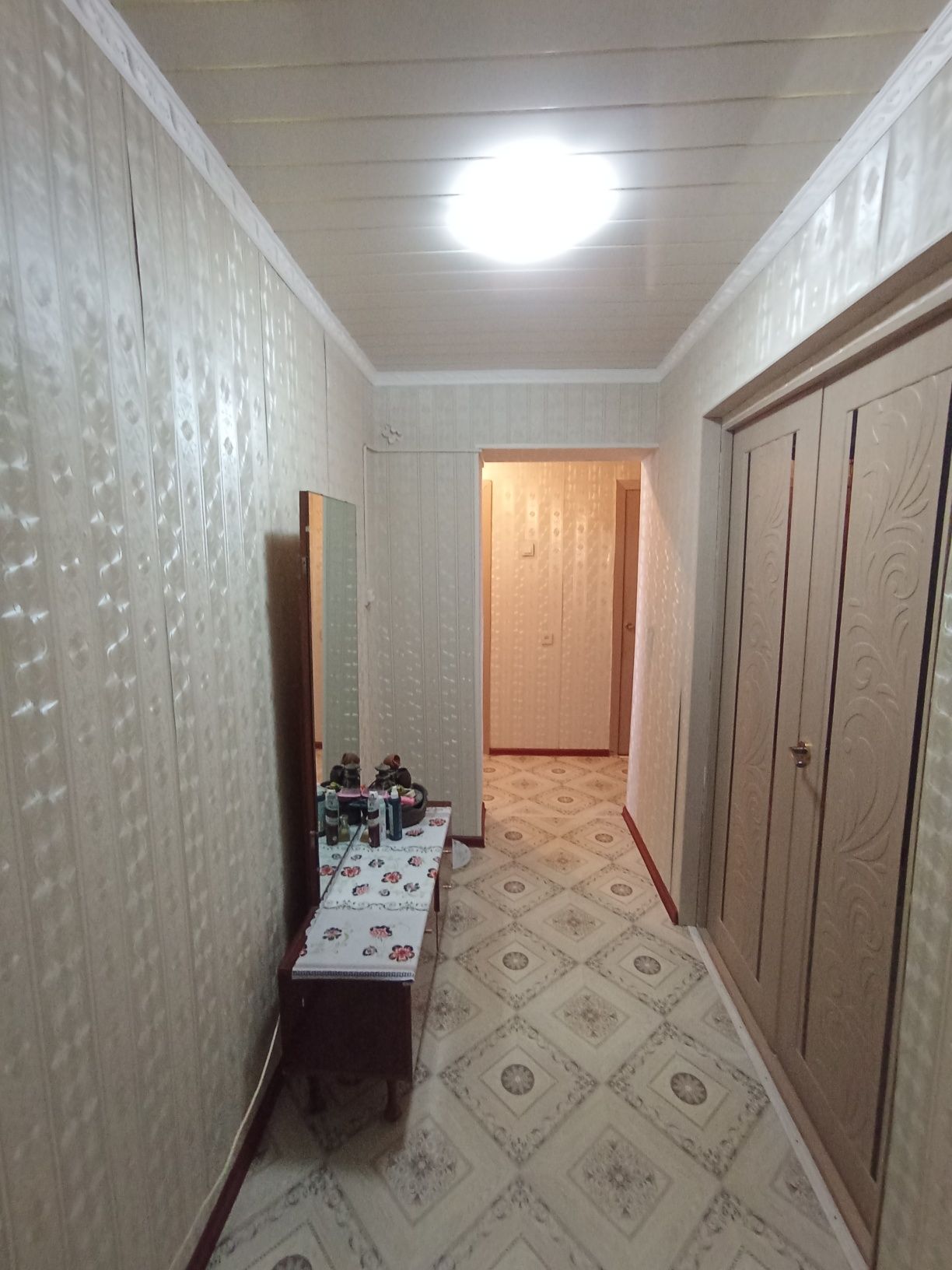 Продаётся 2х ком квартира