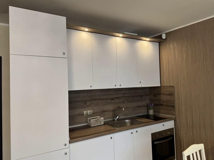 Дава се под наем Двустаен апартамент в Пловдив, Кършияка - 85 кв.м за 400 € - Снимка #3