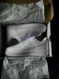 Vand Nike Air Force 1 Triple White