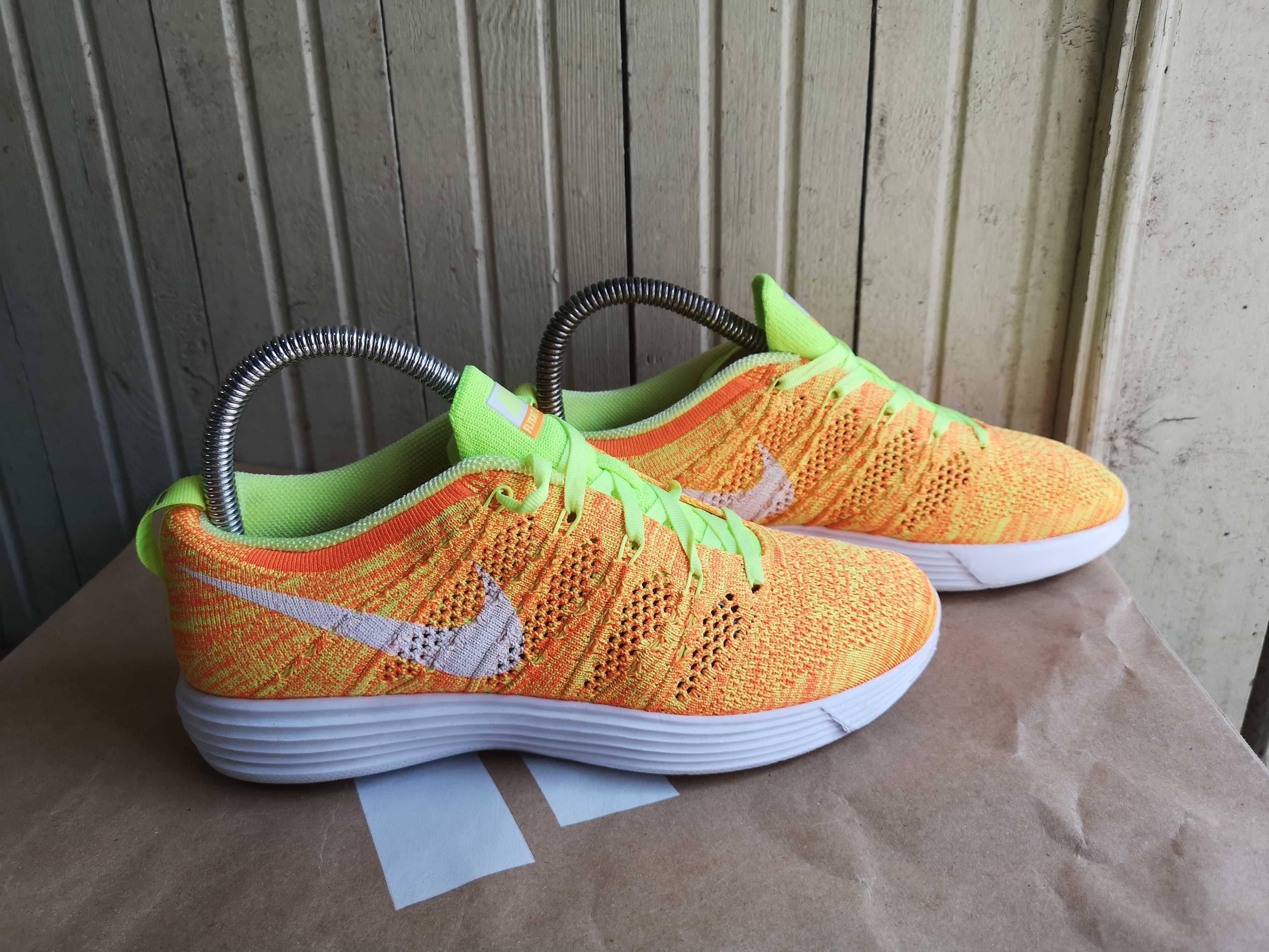 ''Nike Flyknit Trainer''оригинални маратонки 38 номер