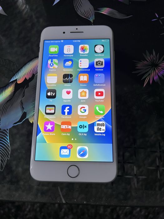 Iphone 8 plus бял