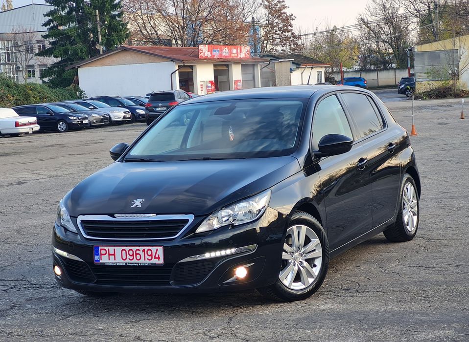 Peugeot 308 * 2018 * Euro6 * Navi , Panoramic , Senzori , Jante , Led