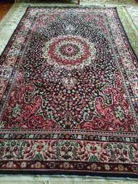 Персидский винтажный шерстяной ковёр.