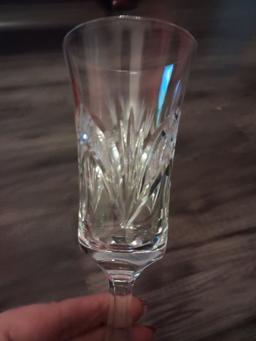 Кристален сервиз