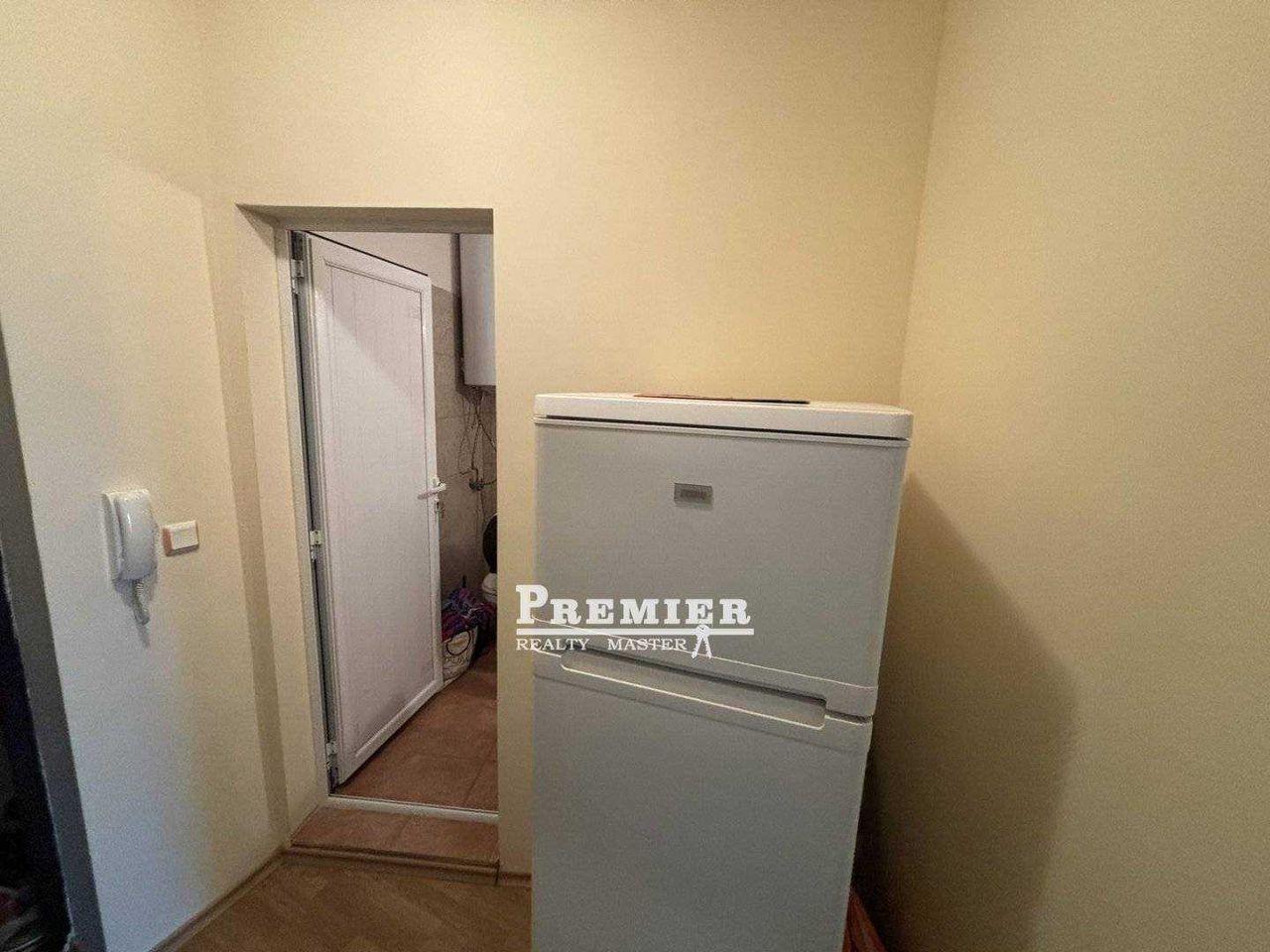 Продава се Едностаен апартамент в Поморие - 52 кв.м за 1154 €/кв.м - Снимка #9