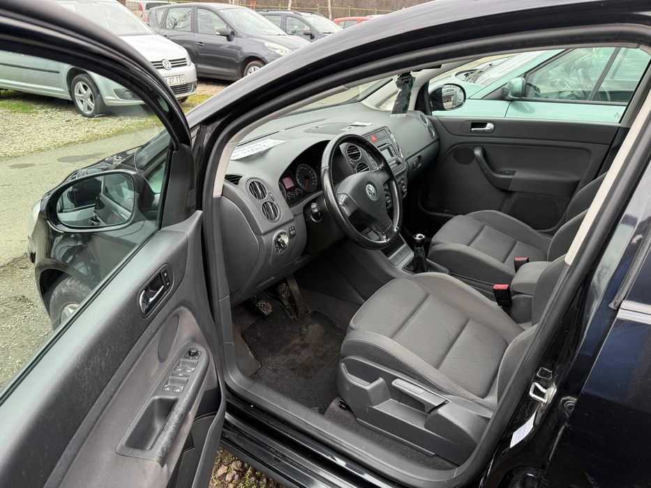 Volkswagen golf 5 plus