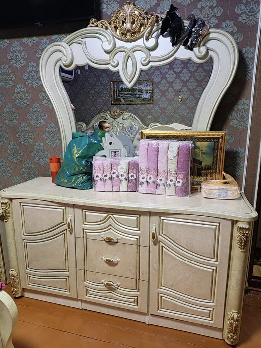 Новый спальный гарнитур