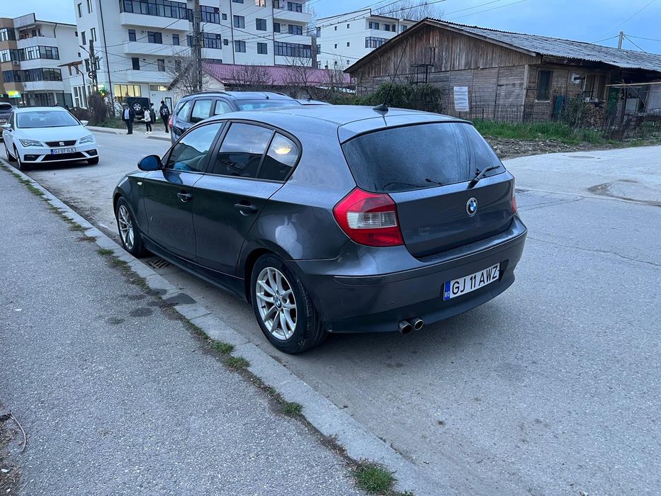 BMW seria 1, 118d 2005 122cp