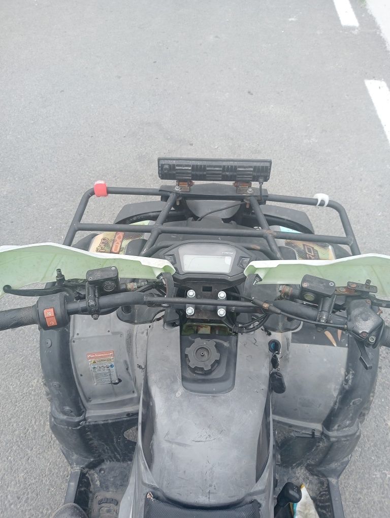 Vând atv kxd outlander