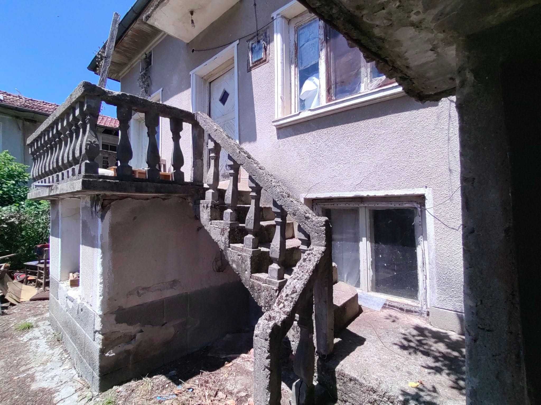 Къща в с. Градница обл. Габрово