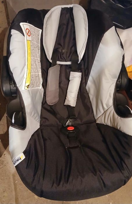 Scoica de mașină pentru bebeluși,