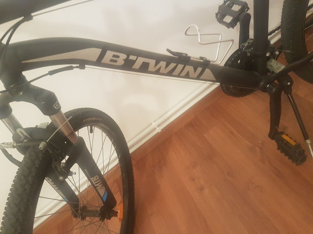 Vînd bicicleta  bitwin