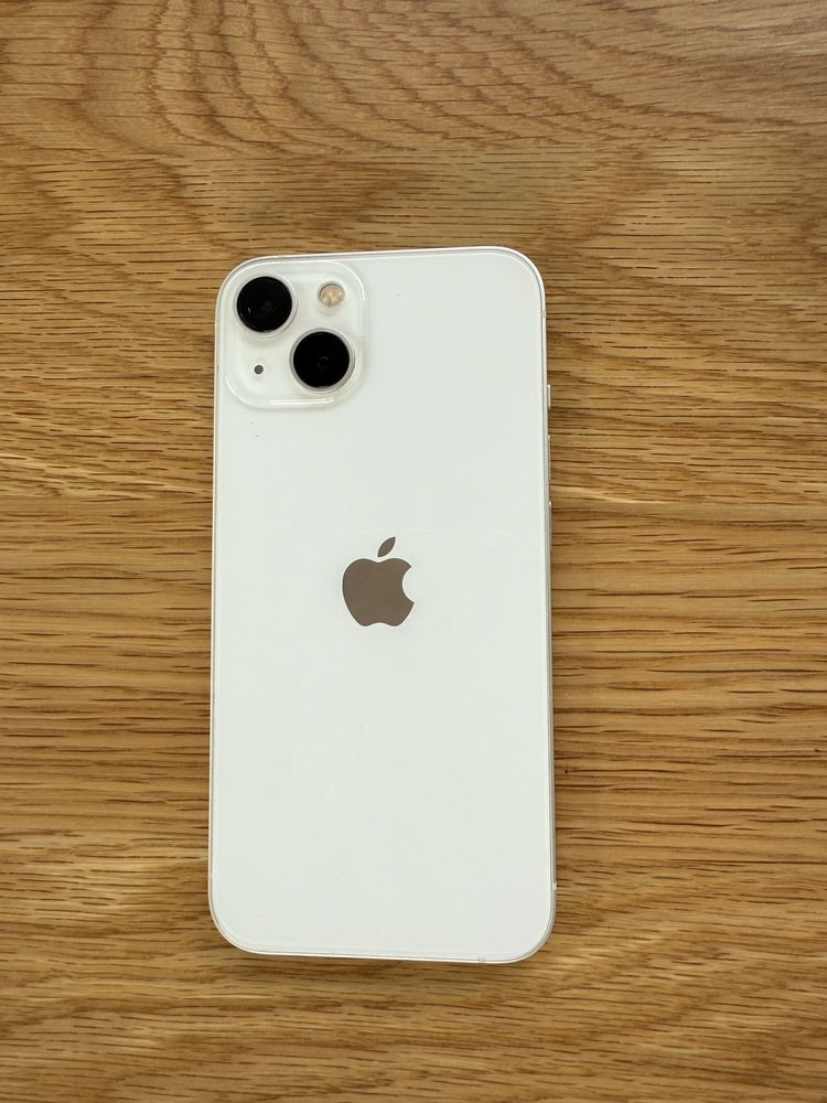 Iphone 13 бял 256Gb