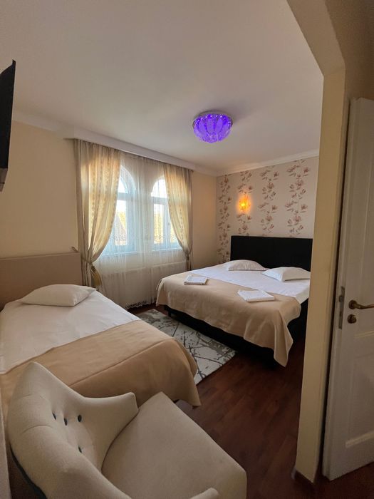 Vila de închiriat/disponibila de Revelion