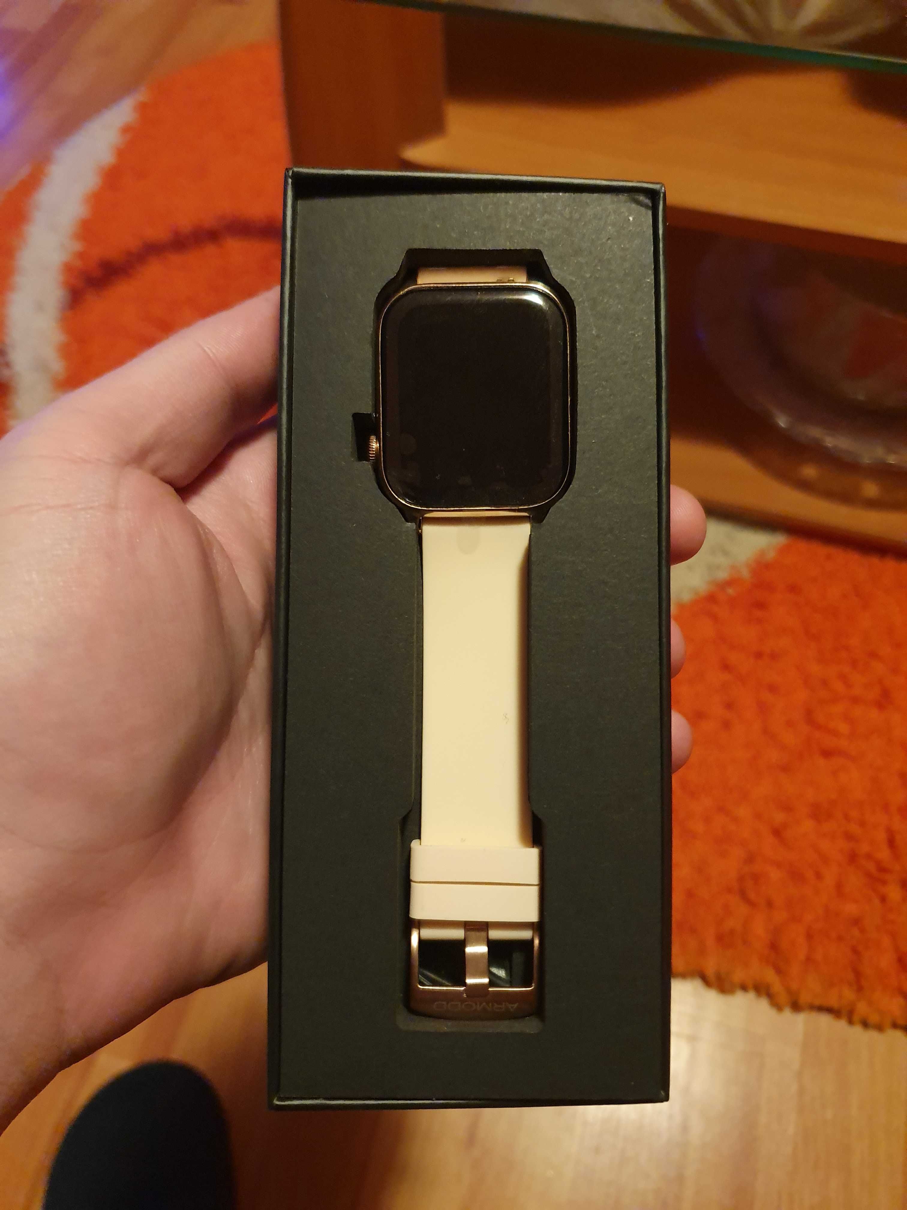 Ceas smartwatch gold