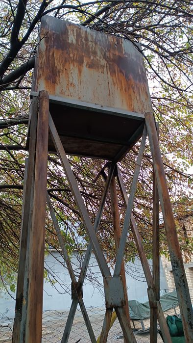 Срочно продается водонапорная башня