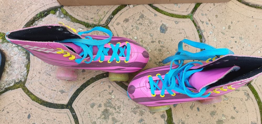 Role fete, roti cu led