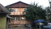 Casa pensiune Delta Dunarii Mahmudia 5 camere living 60mp 2 bucatarii