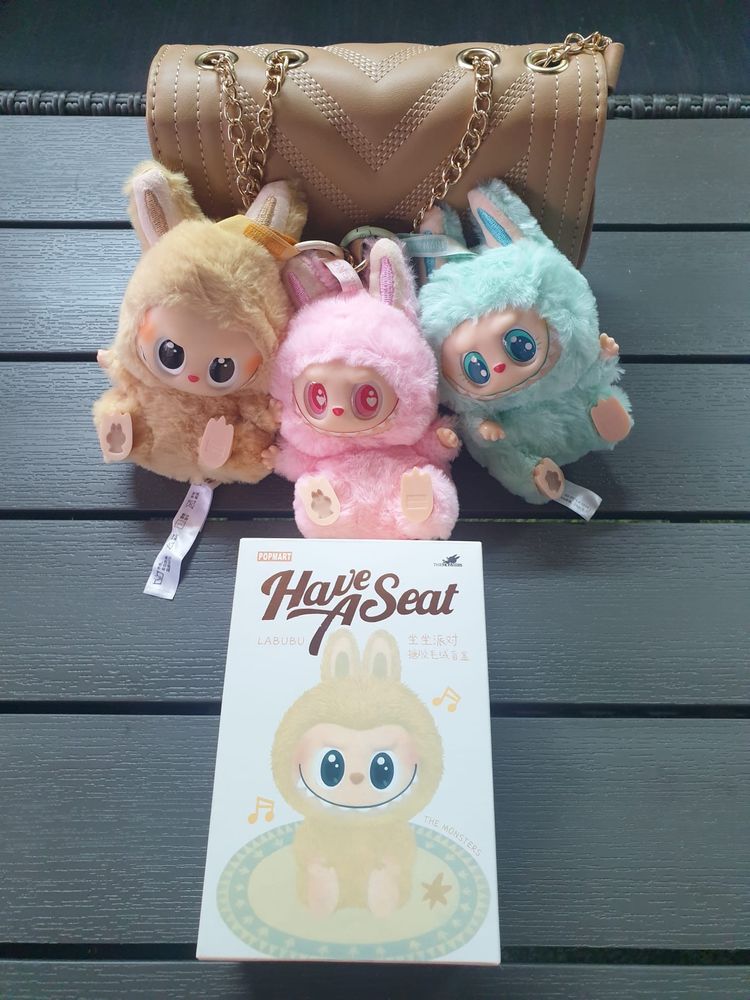 Labubu играчка 15см, Плюшена играчка Лабубу, Labubu Have A Seat
