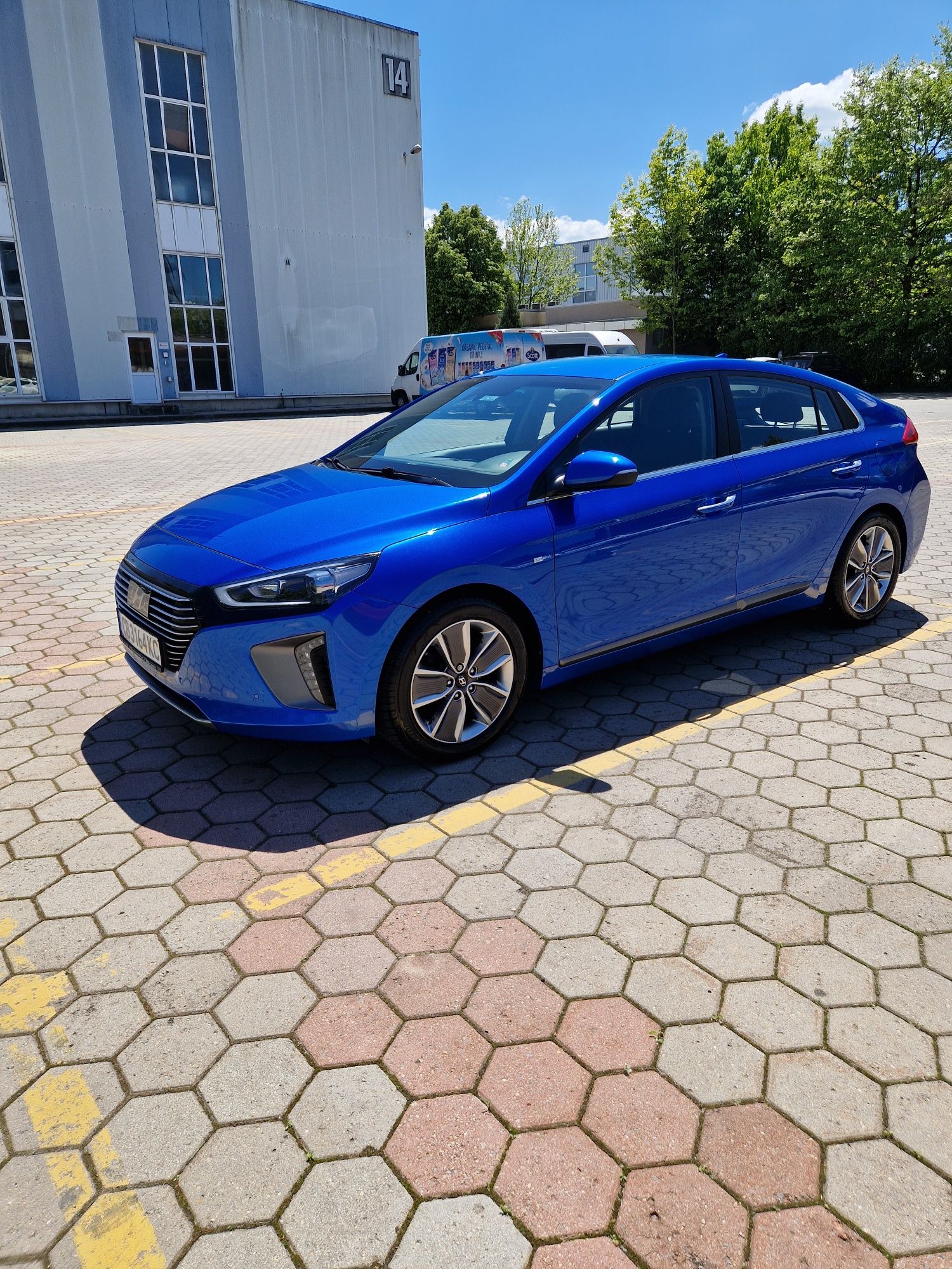 Hyundai Ioniq Hybrid