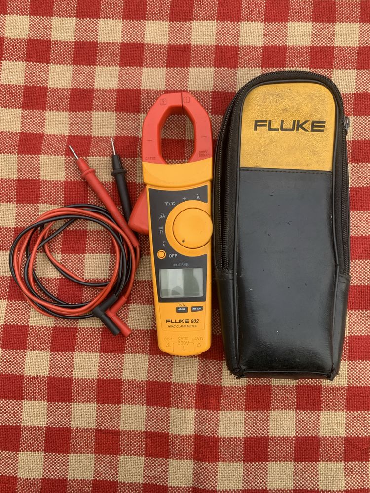 Fluke 902 FC / true RMS измервателни клещи за HVAC приложения.