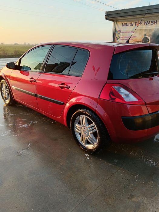 Vând RENAULT Megane 2002