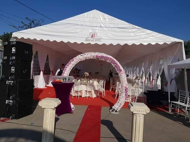 Corturi de evenimente