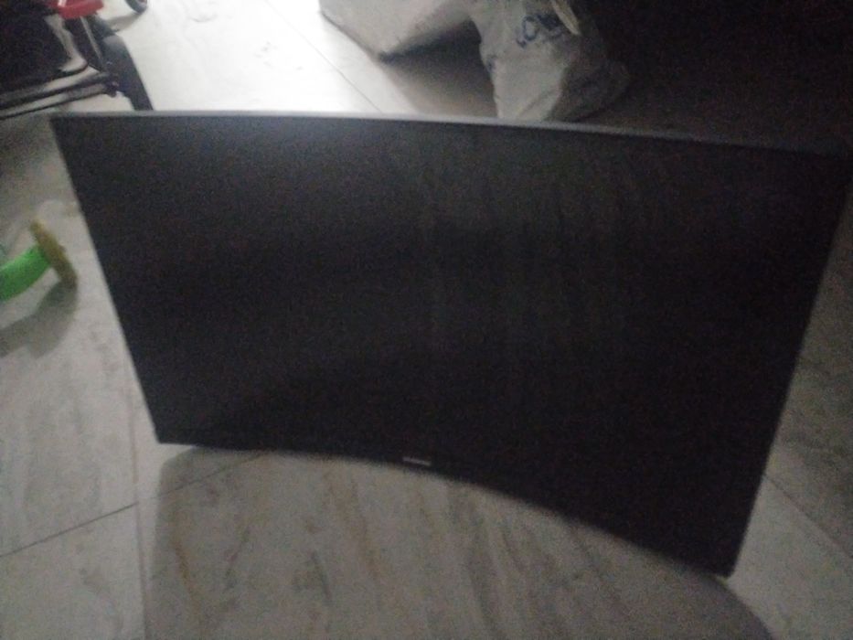 Монитор за 5000 на запчасти